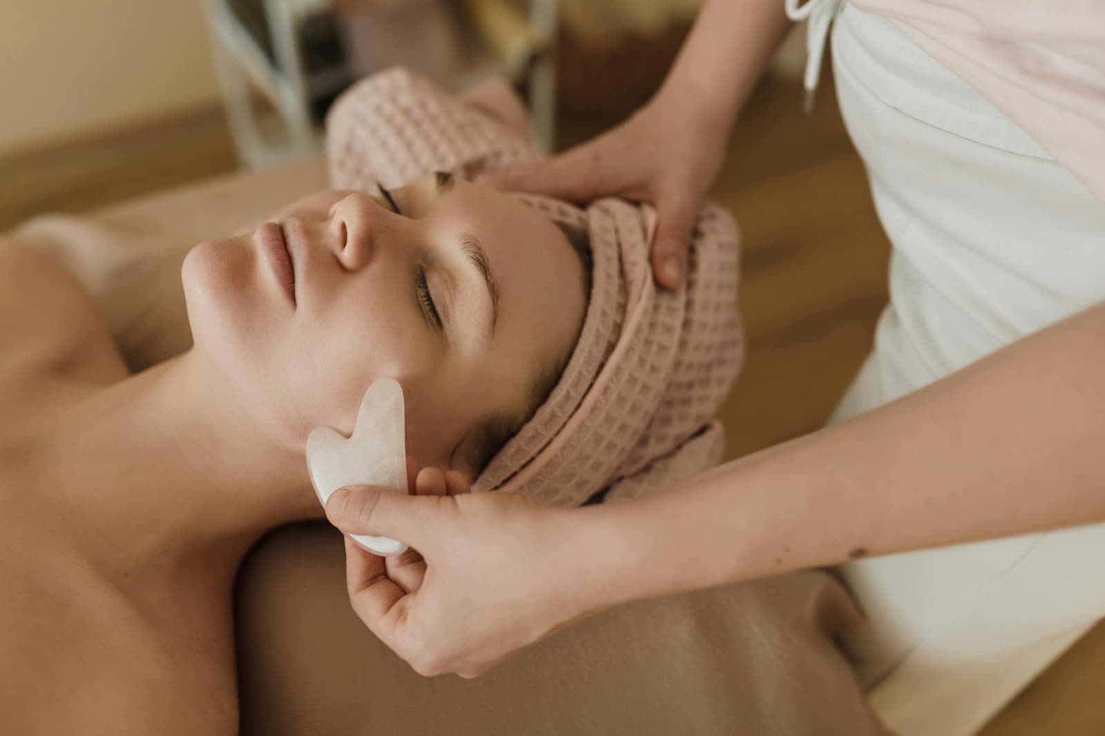 Esthetician Near Me: Personalized Care for Your Skin’s Needs