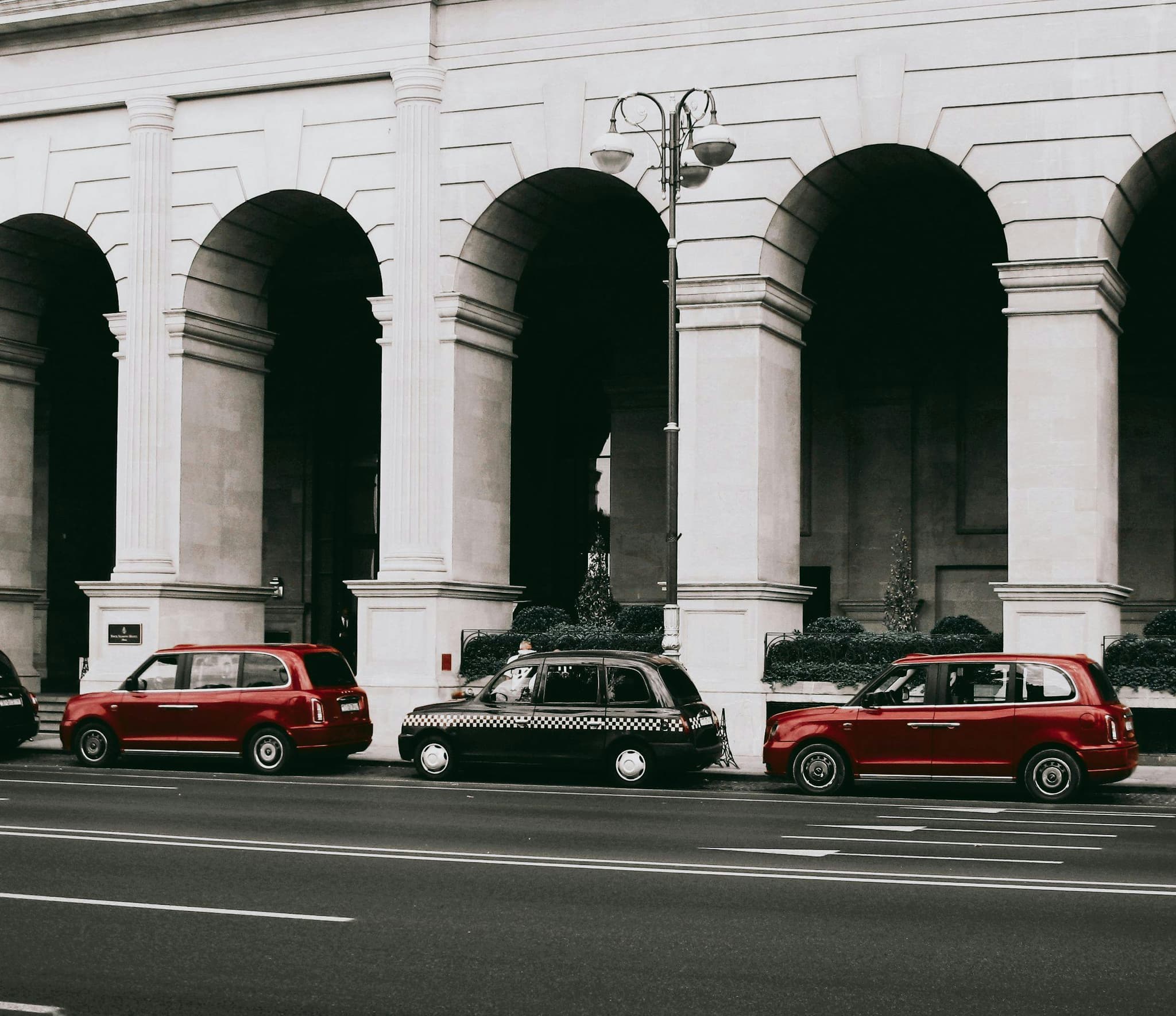 Gemini Taxis: Reliable Heathrow Taxi Services