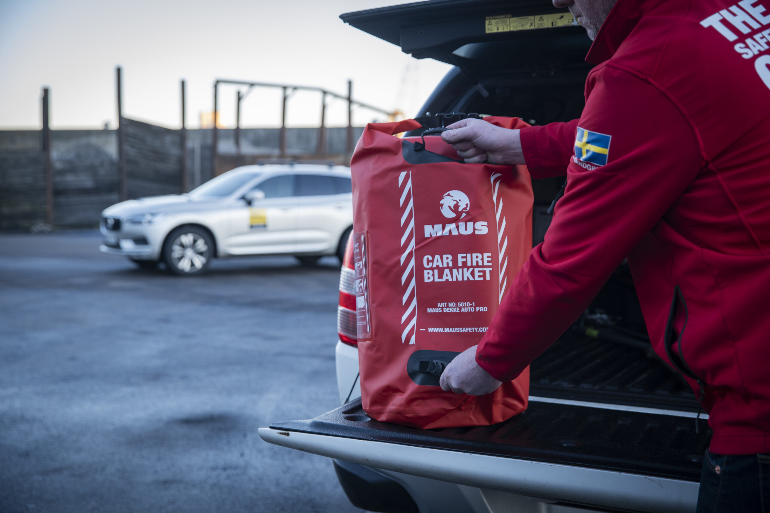 Professional Automotive Fire Blanket for Emergency Fire Control