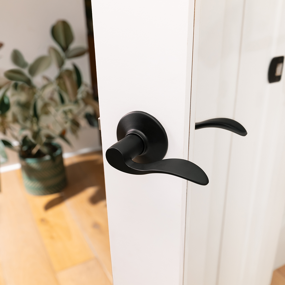 7 Best Online Stores for Fire-Rated Commercial Door Hardware