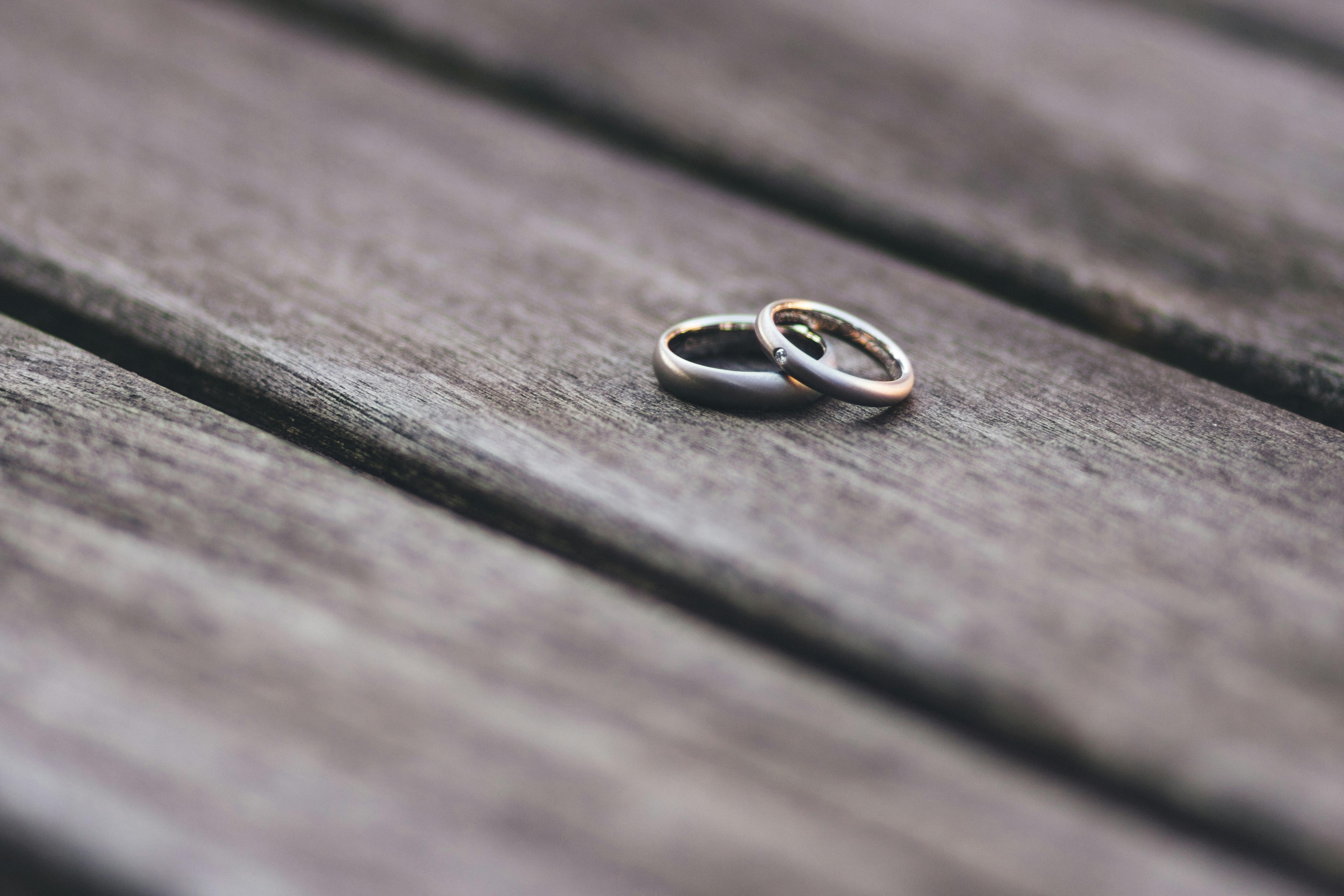 Aquamarine Ring Designs That Capture Your Heart – Brightly Grown