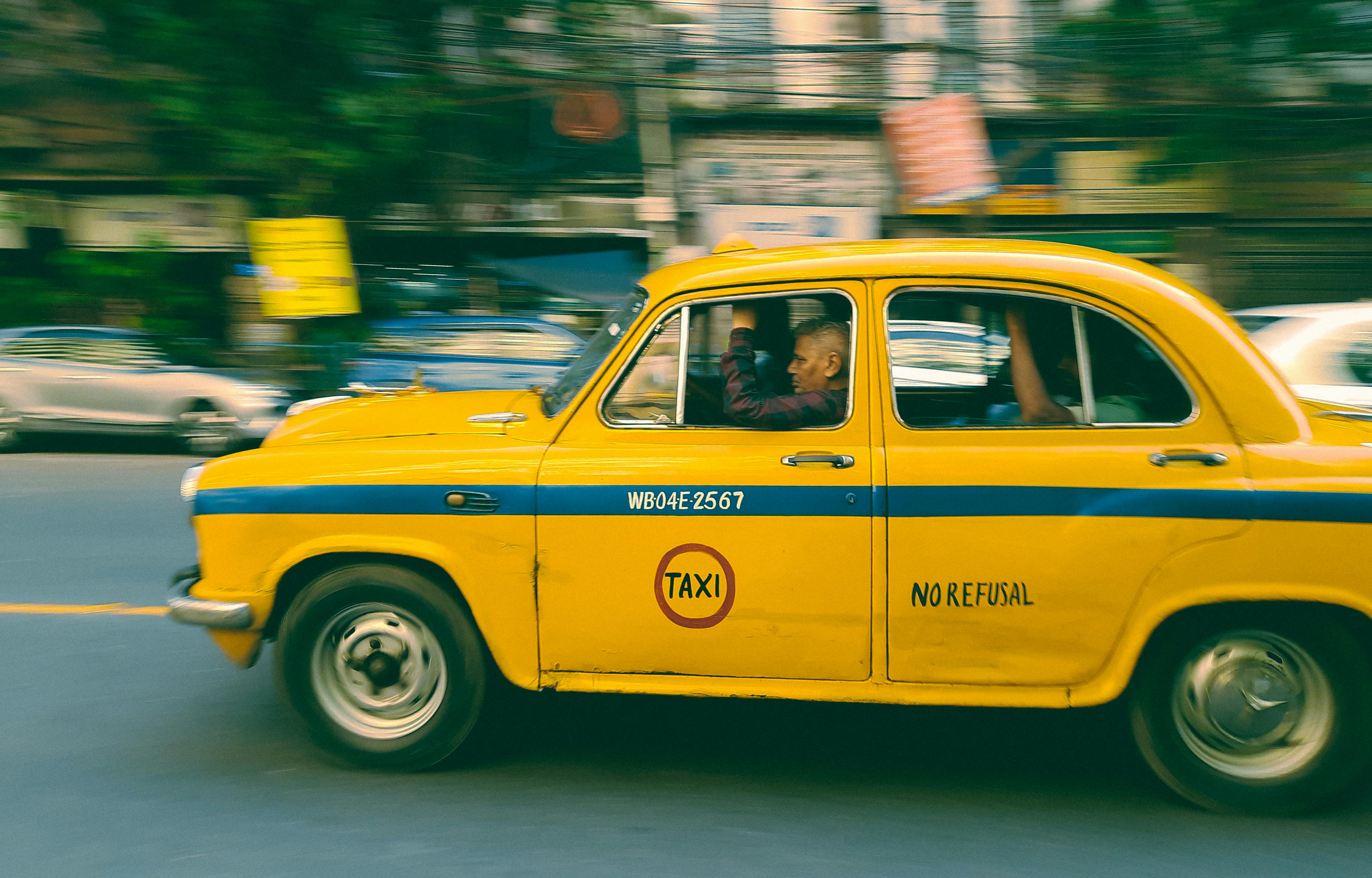 Gatwick Minicabs – Safe, Punctual, and Affordable