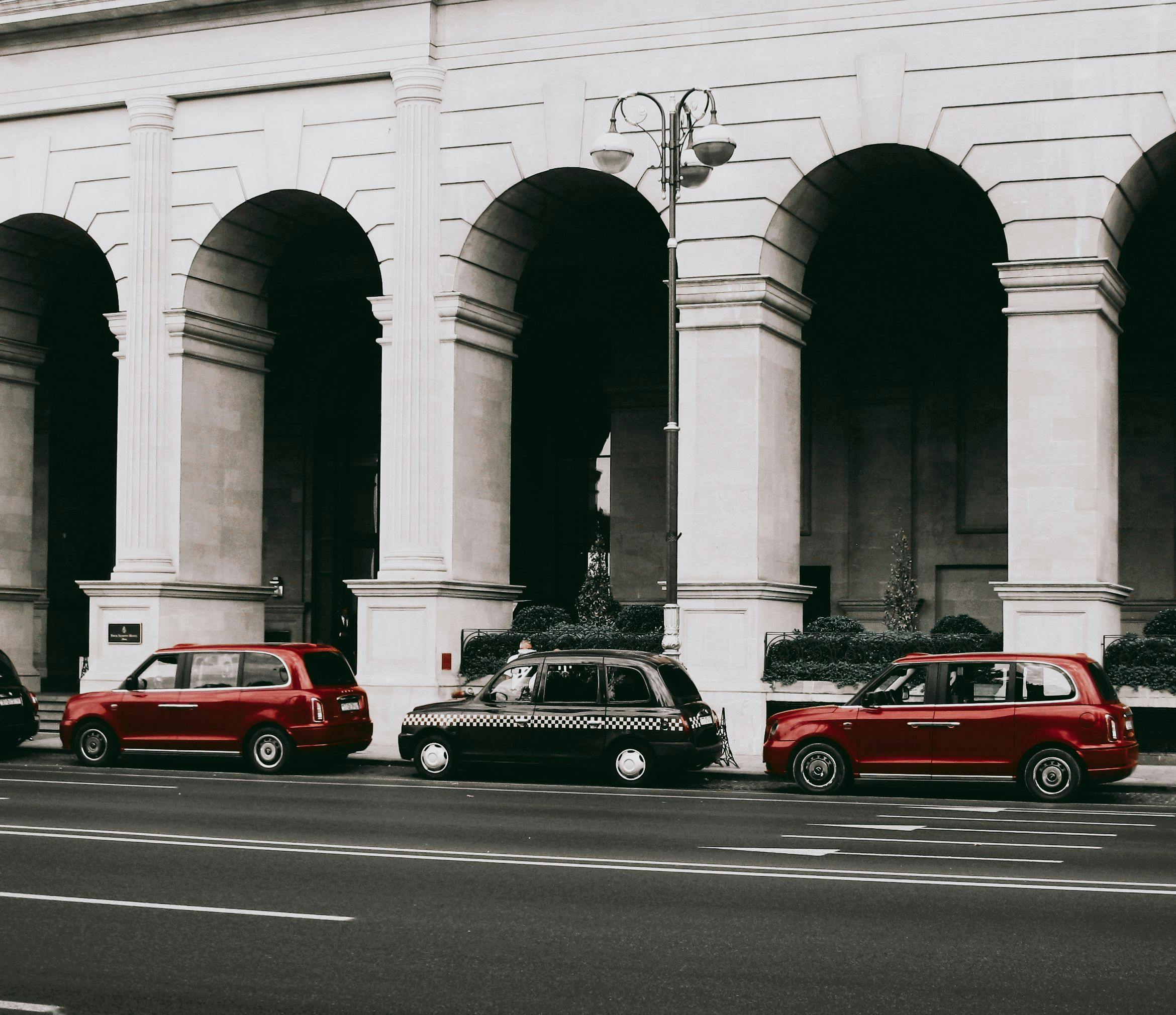 Gemini Taxis: Reliable Heathrow Taxi Services