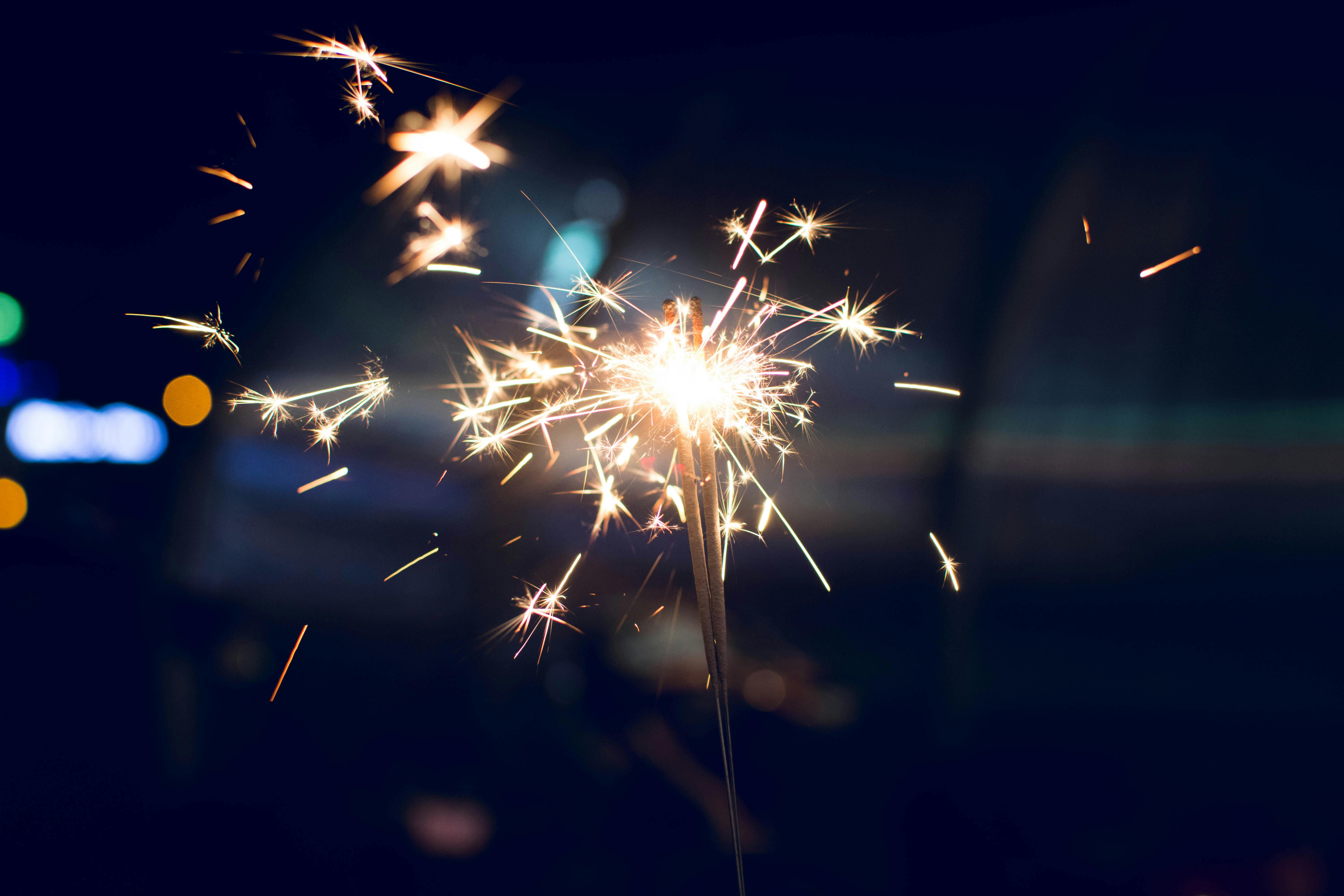 Best Fireworks Deals UK – Huge Range of Fireworks Available