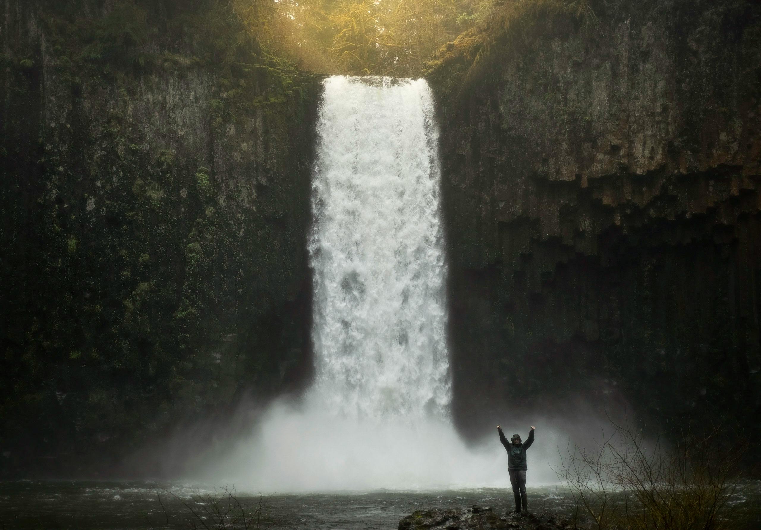 Multnomah Travel Tips: Shuttle, Sightseeing, and More