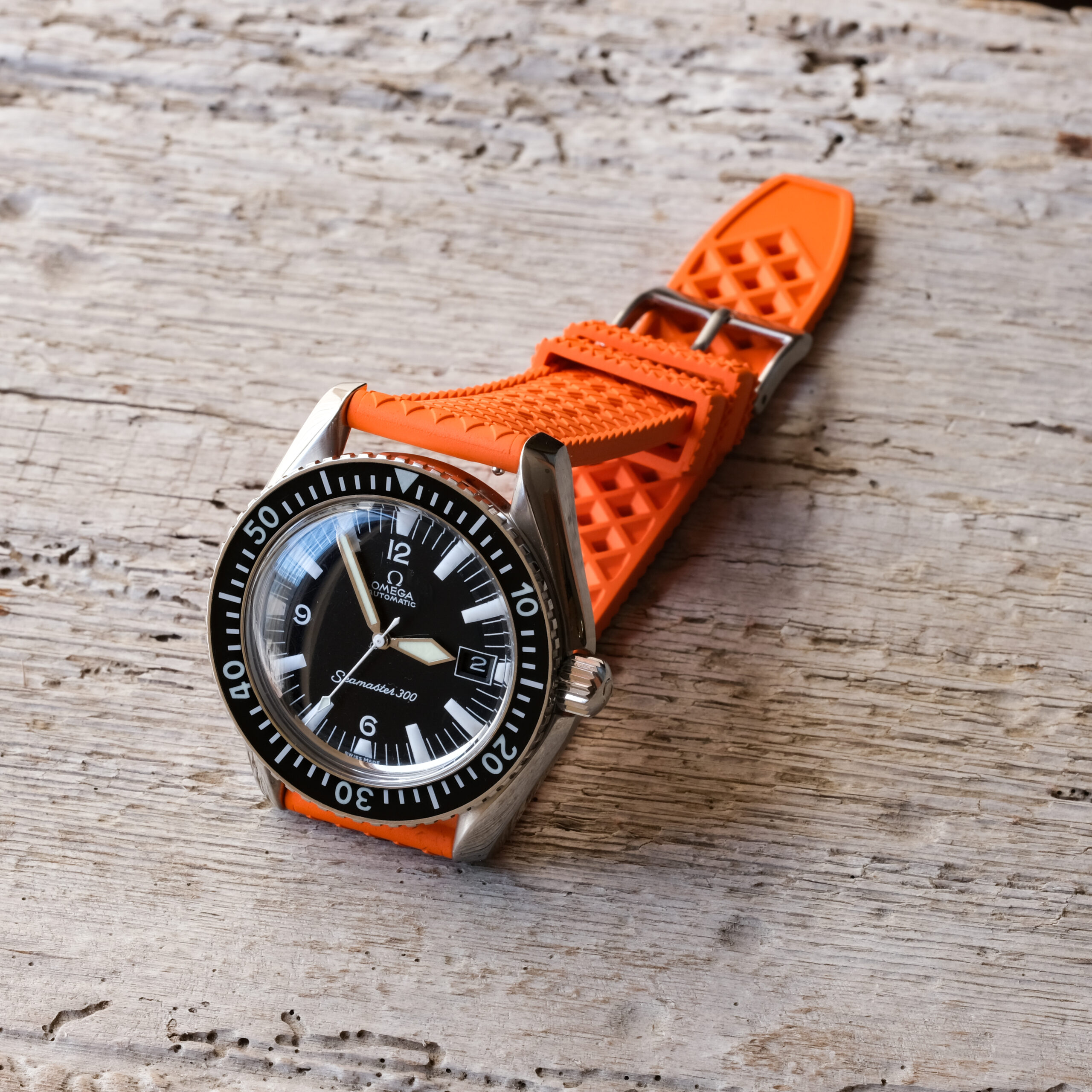 Rubber Straps Engineered for Precision and Luxury Watches