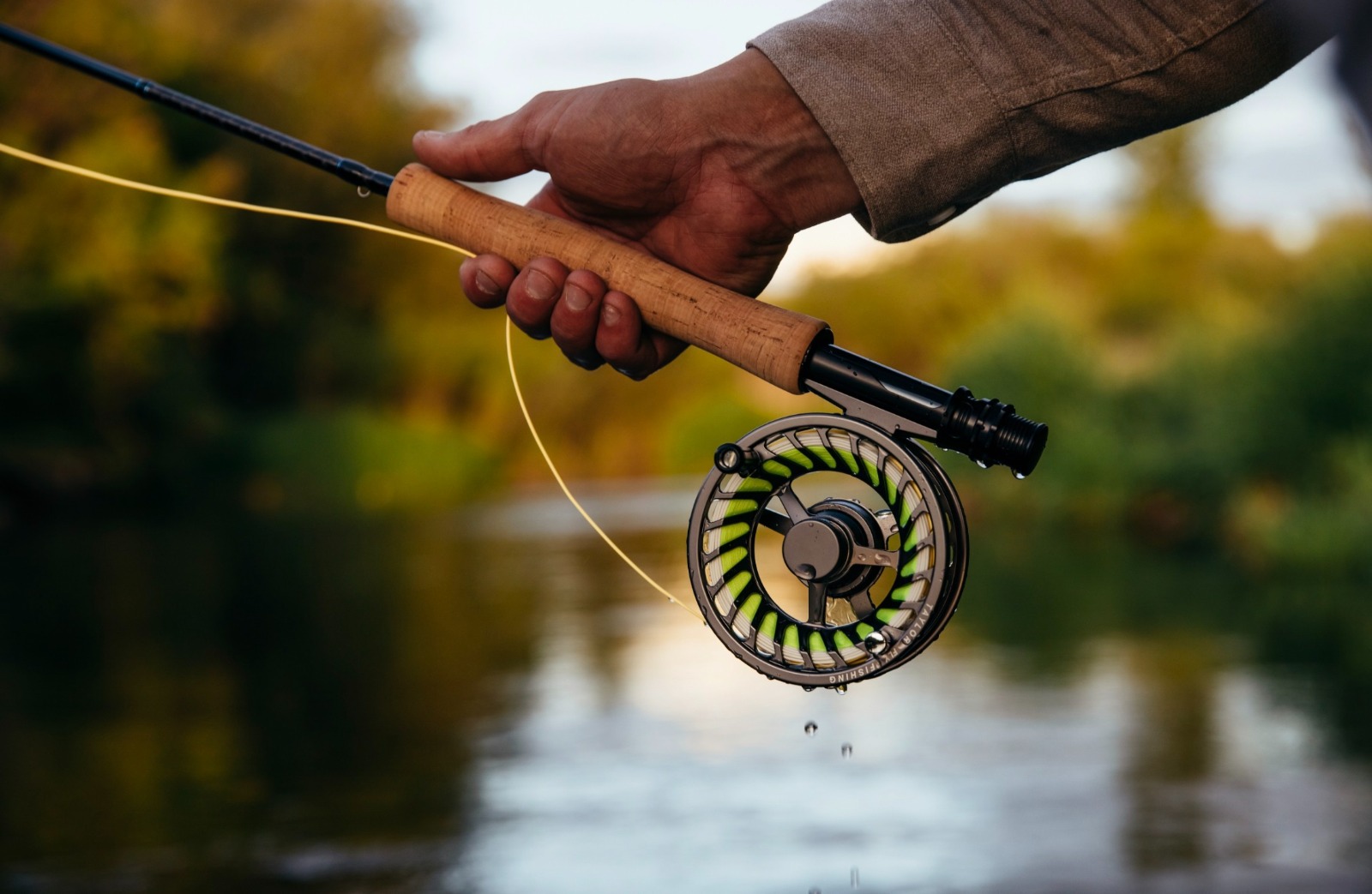 How to Build Your Own Custom Fly Fishing Kit