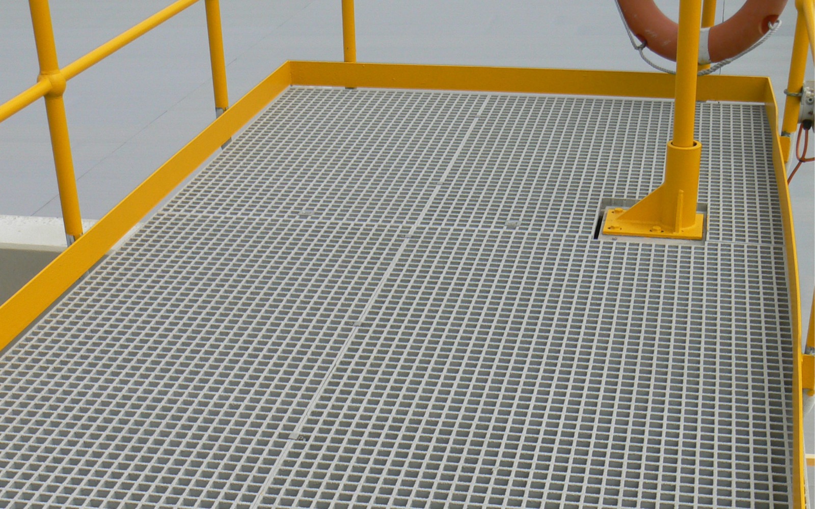 How GRP Grating Improves Safety in Hazardous Work Environments