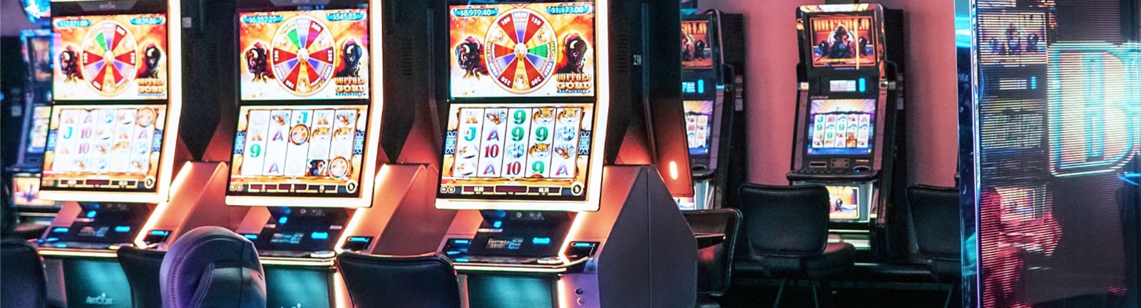 Akses Mudah dan Menariknya Permainan qqpulsa Slot dalam Jaringan Digital